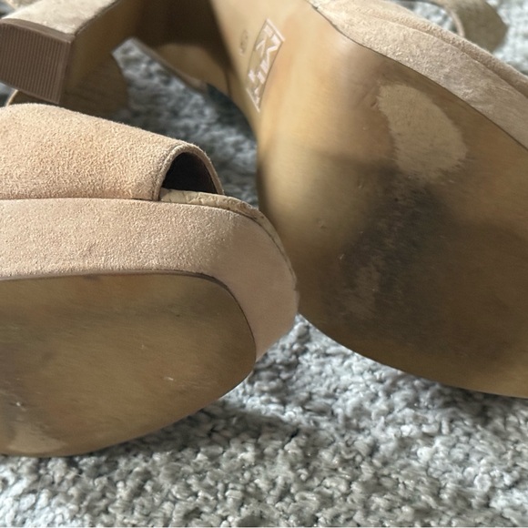 MR KT tan heels - Picture 9 of 9